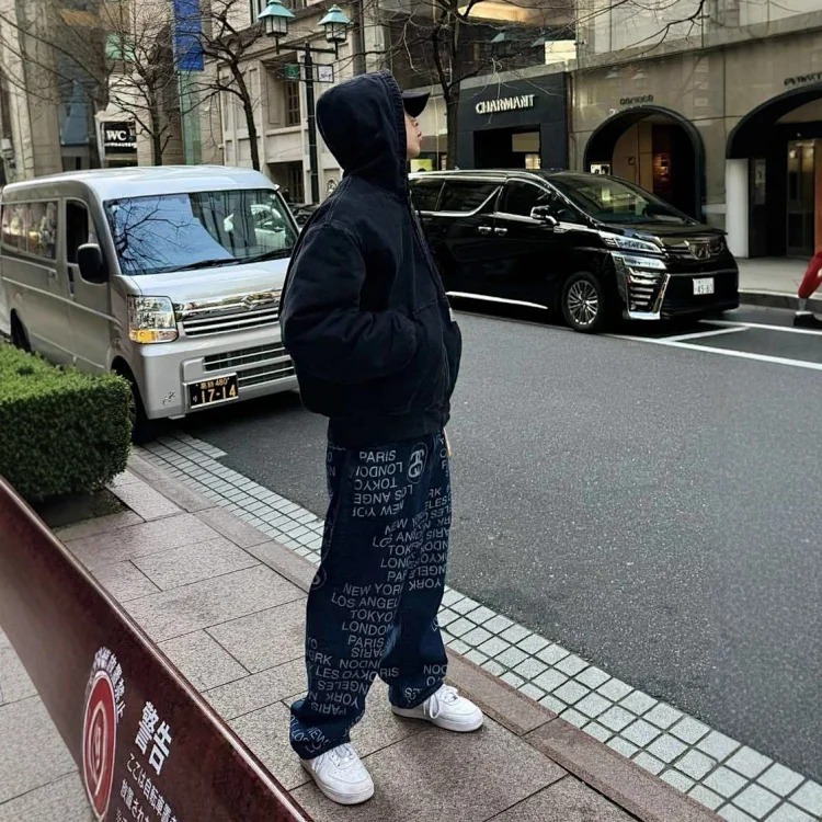 All-over barrage American street retro letter print denim jeans