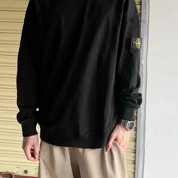 Round neck pullover long sleeve sweatshirt, same style for men and women