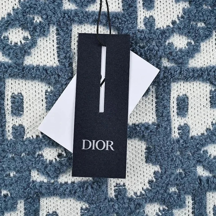 Dior 24Fw Heavy Industry Full CD Jacquard Sleeve Shoulder Diagonal Zip Sweater