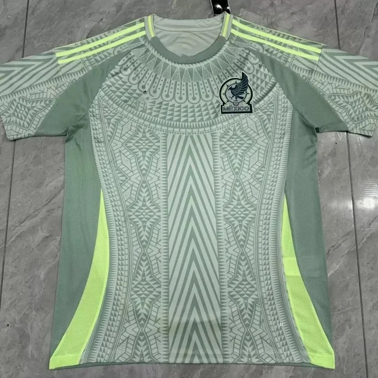 Louis Vuitton Football uniform Ajax Real Madrid Black Dragons Brazil Japan Kiyomizu Temple Crystal Palace Brazilian Eagles jersey