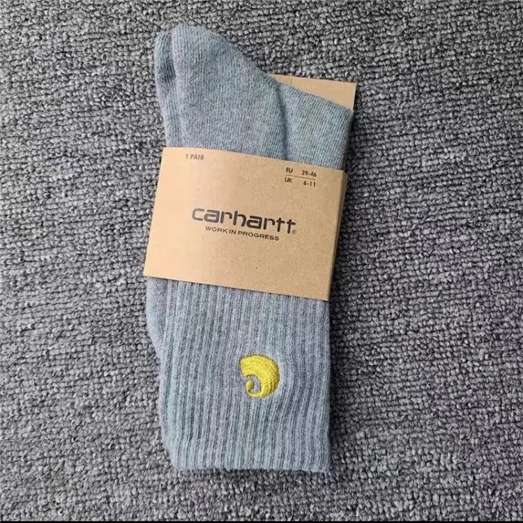 Carhartt men's and women's European and American fashion brand towel bottom gold label embroidery simple workwear style skateboard sports socks