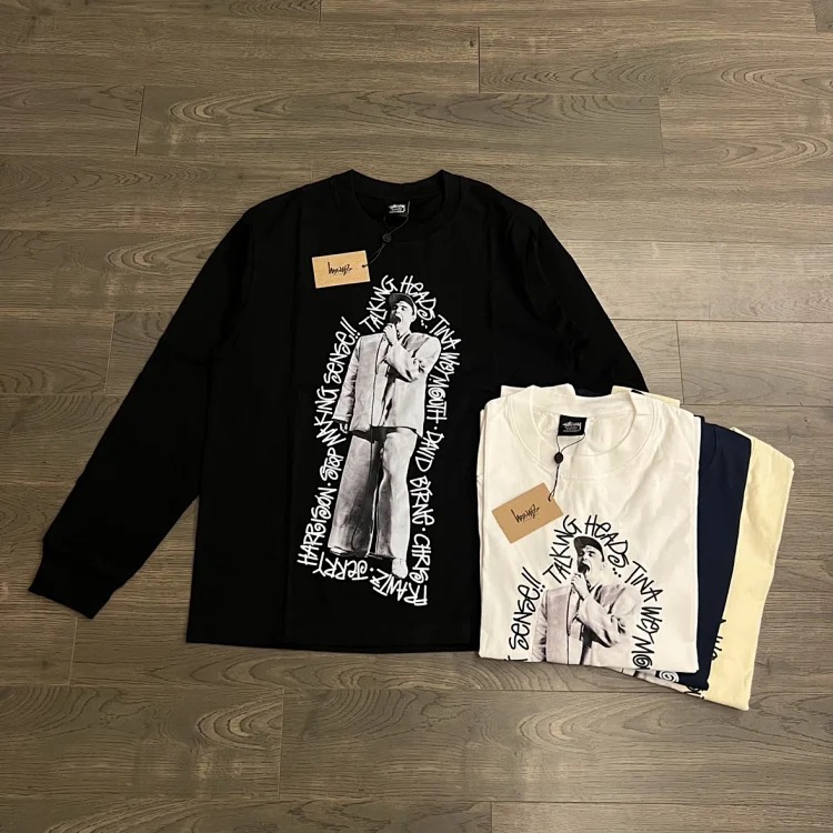 Original production 25SS Stussy Singer Logo Print Couple Round Neck Long Sleeve T-Shirt originated from the surfing mecca of Southern California in the United States. It has redefined the de