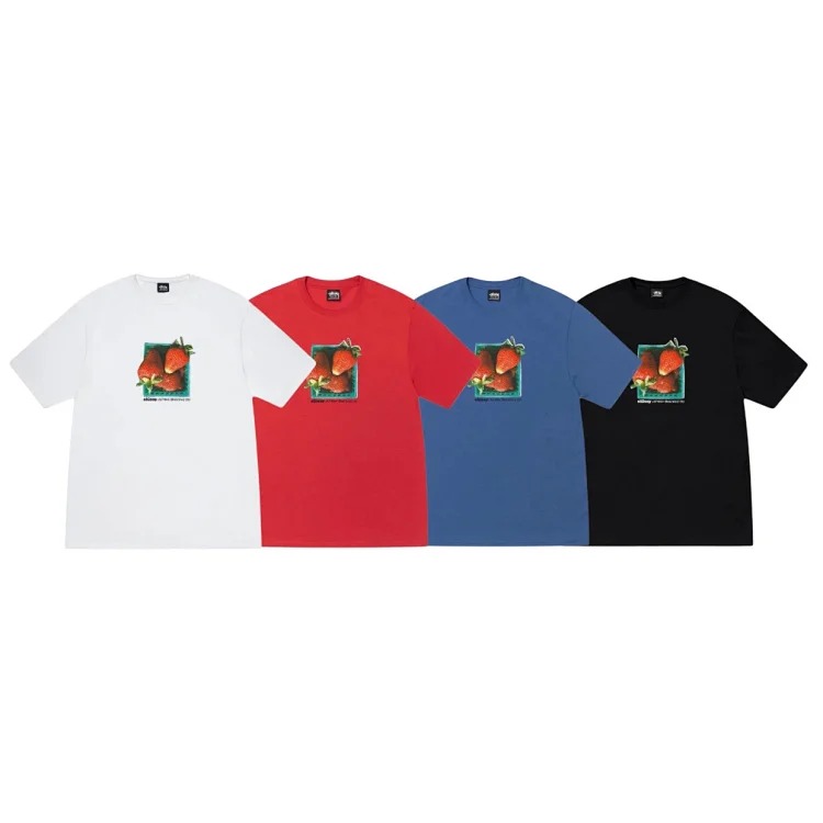 Original production 26SS STUSSY Fruit Series Three Strawberries Same Style Print Couple Round Neck Short Sleeve T-Shirt TEE Stussy originated from the surfing mecca of Southern California, r