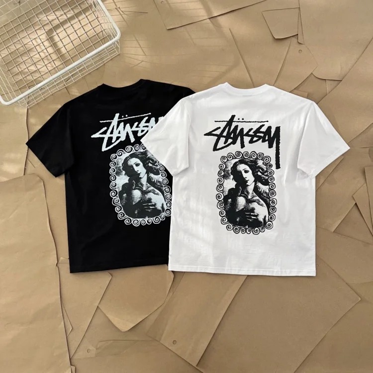Original production 25SS Stussy character limited series Mona Lisa printed short-sleeved T-shirt TEE originated from the surfing mecca of Southern California, USA, and redefined the design a