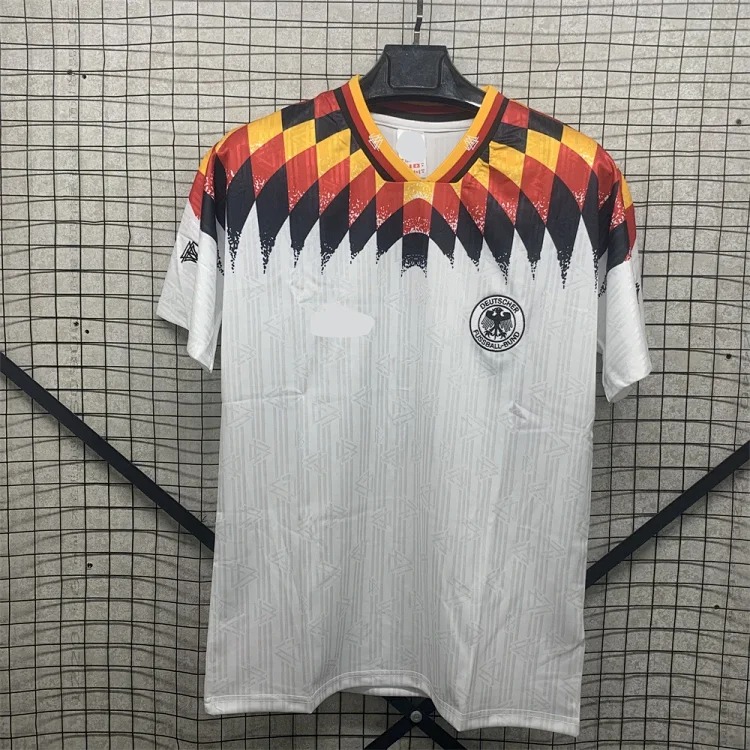 Retro national team series 06 Brazil 04 Portugal France Argentina Germany home and away short-sleeved and long-sleeved