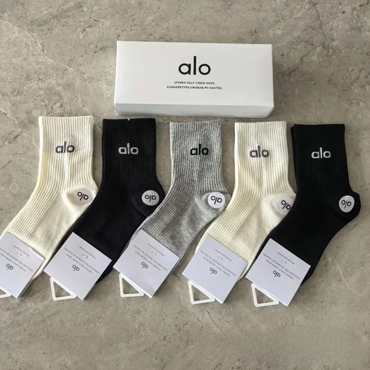 Alo Sports Socks Boneless Seamless Solid Color Mesh Cotton Socks