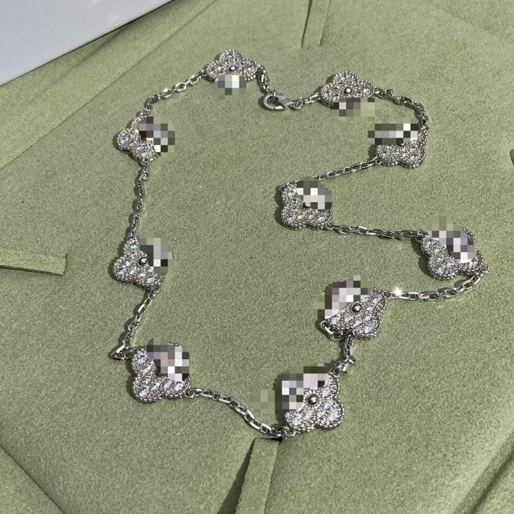 Ten Flowers and Twenty Flowers Necklace Natural Fritillaria