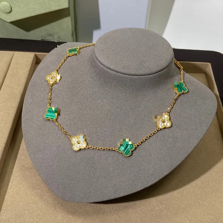 Ten Flowers and Twenty Flowers Necklace Natural Fritillaria