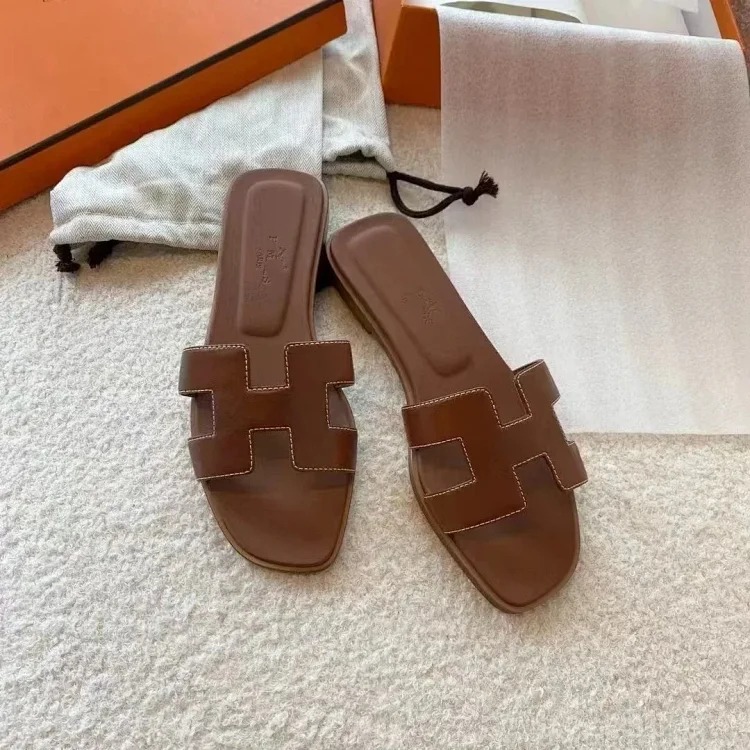 Hermes flat slippers for women, sheepskin all-inclusive embroidery thread for outer wear