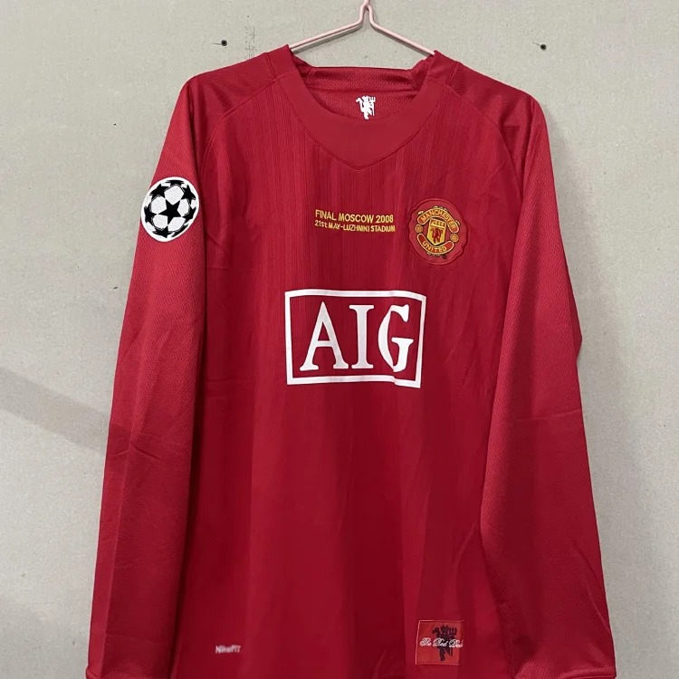 Popular retro football uniforms AC/No. 22 Kaka No. 80 Ronaldinho Manchester United Red Devils Beckham