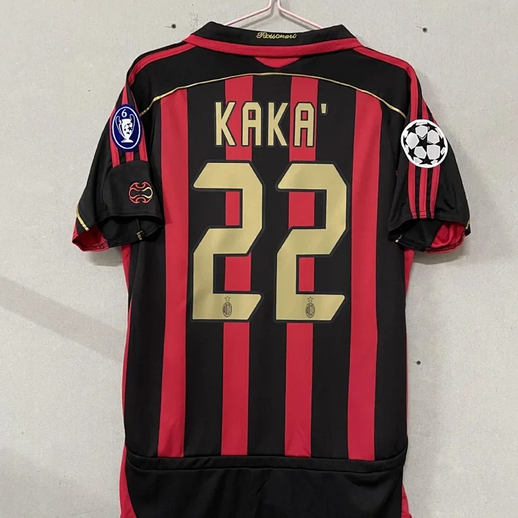 Popular retro football uniforms AC/No. 22 Kaka No. 80 Ronaldinho Manchester United Red Devils Beckham
