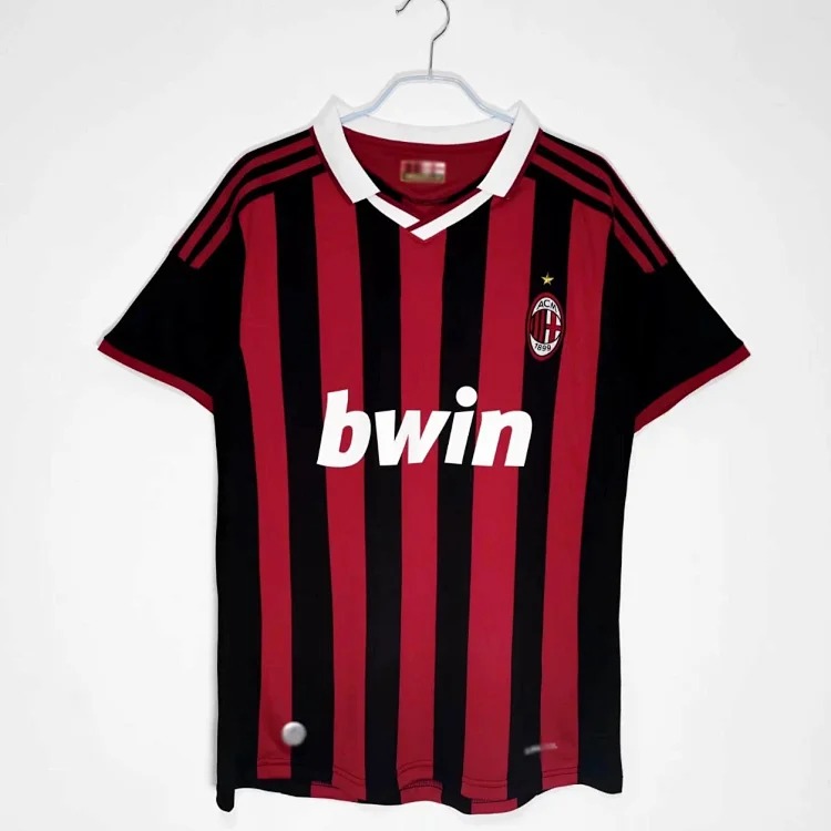 Popular retro football uniforms AC/No. 22 Kaka No. 80 Ronaldinho Manchester United Red Devils Beckham