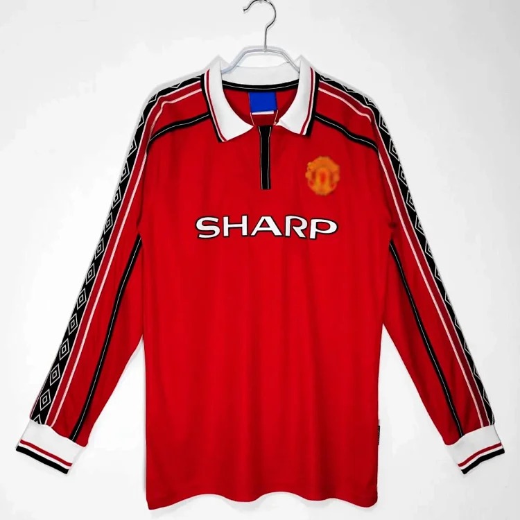 Popular retro football uniforms AC/No. 22 Kaka No. 80 Ronaldinho Manchester United Red Devils Beckham