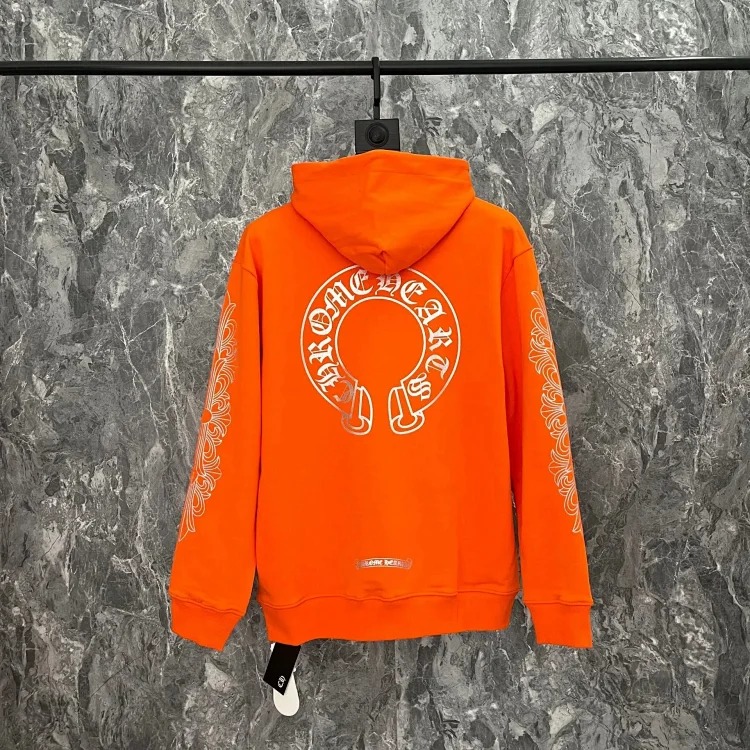 CH cross hooded sweatshirt is versatile and fashionable