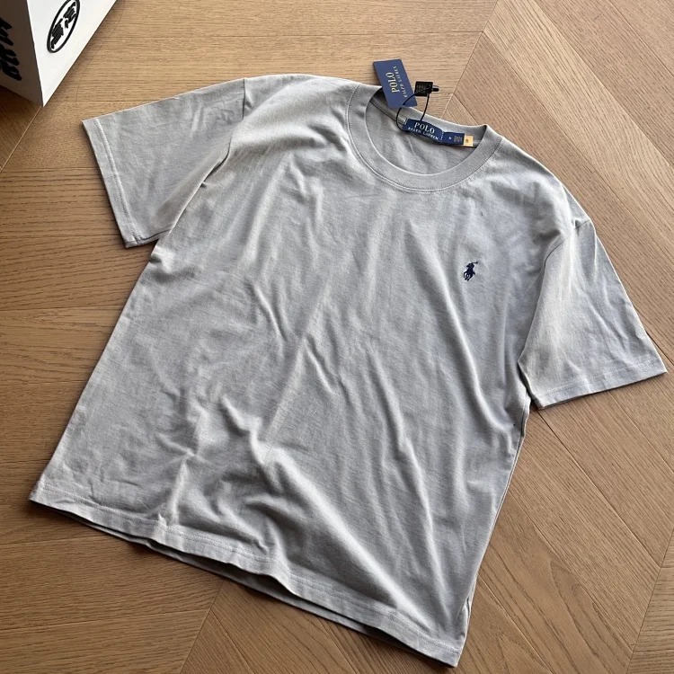 Versatile solid color classic cotton T-shirt with seven-color pony embroidery for couples