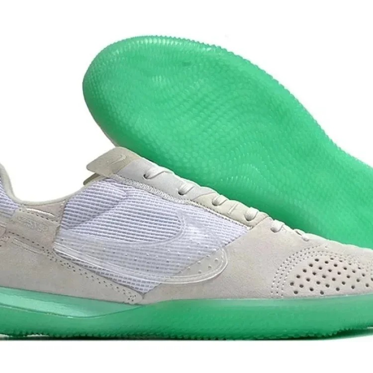 Streetgato Sneakers