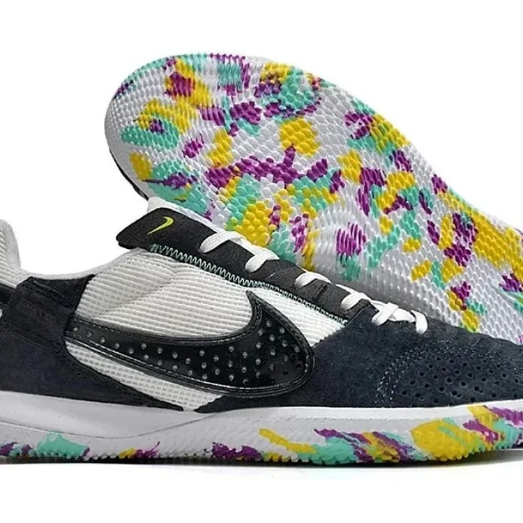 Streetgato Sneakers