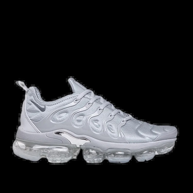 Plus (1)Sneakers