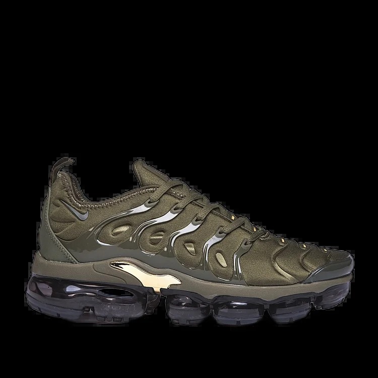 Plus (1)Sneakers