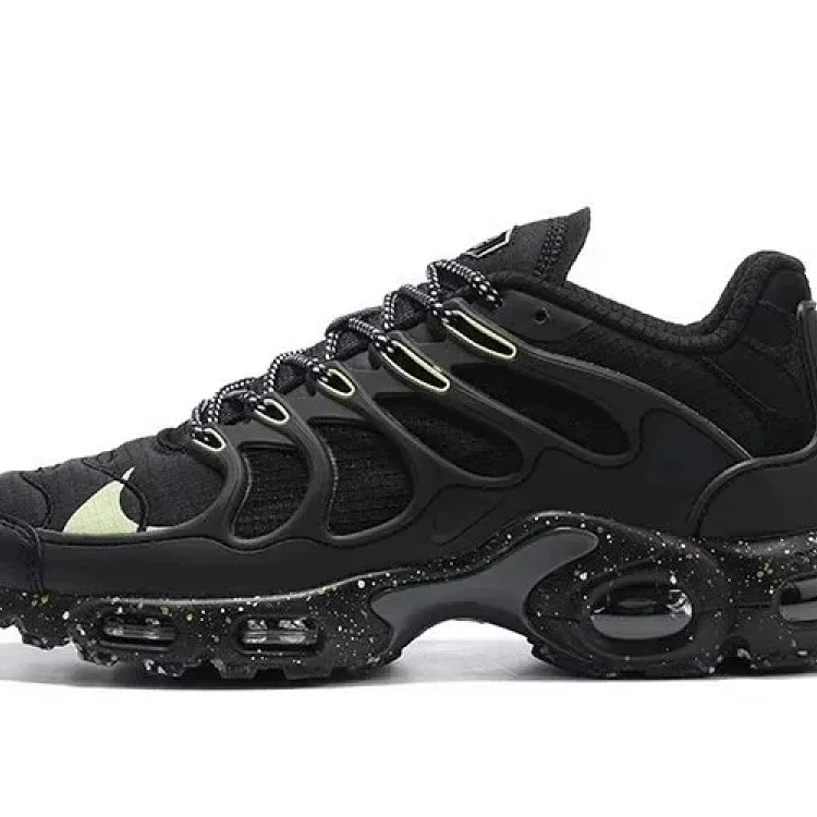 Max Terrascape Plus Sneakers