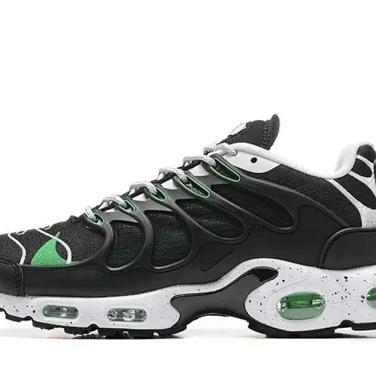 Max Terrascape Plus Sneakers