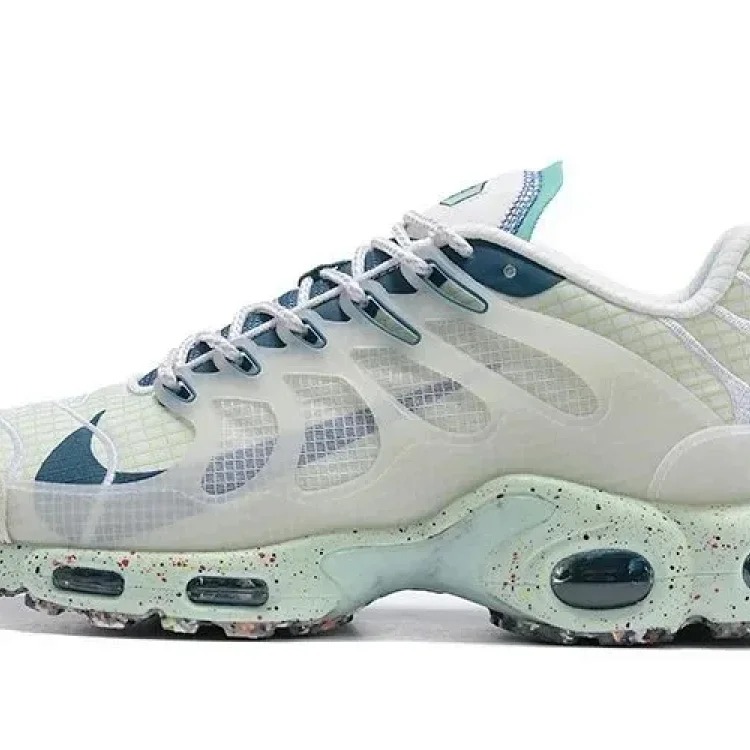 Max Terrascape Plus Sneakers