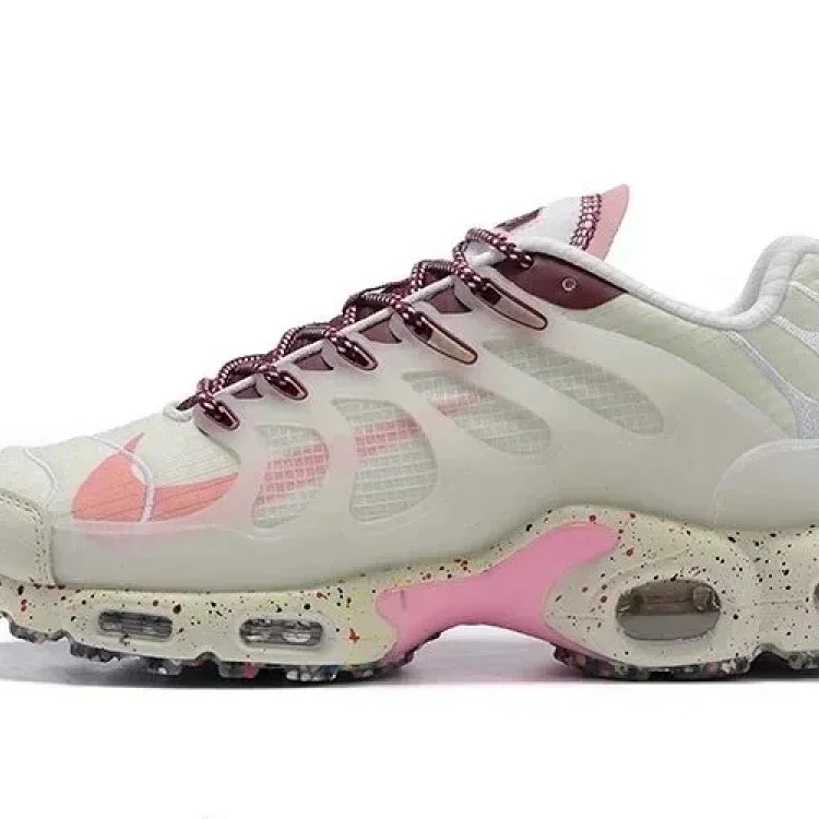 Max Terrascape Plus Sneakers