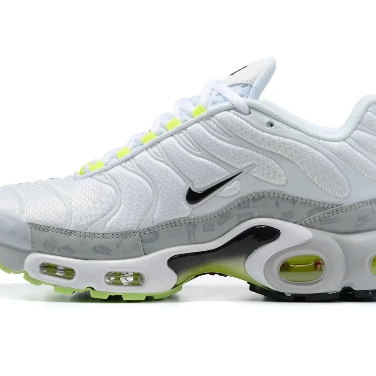 Max Plus TN (2)Sneakers