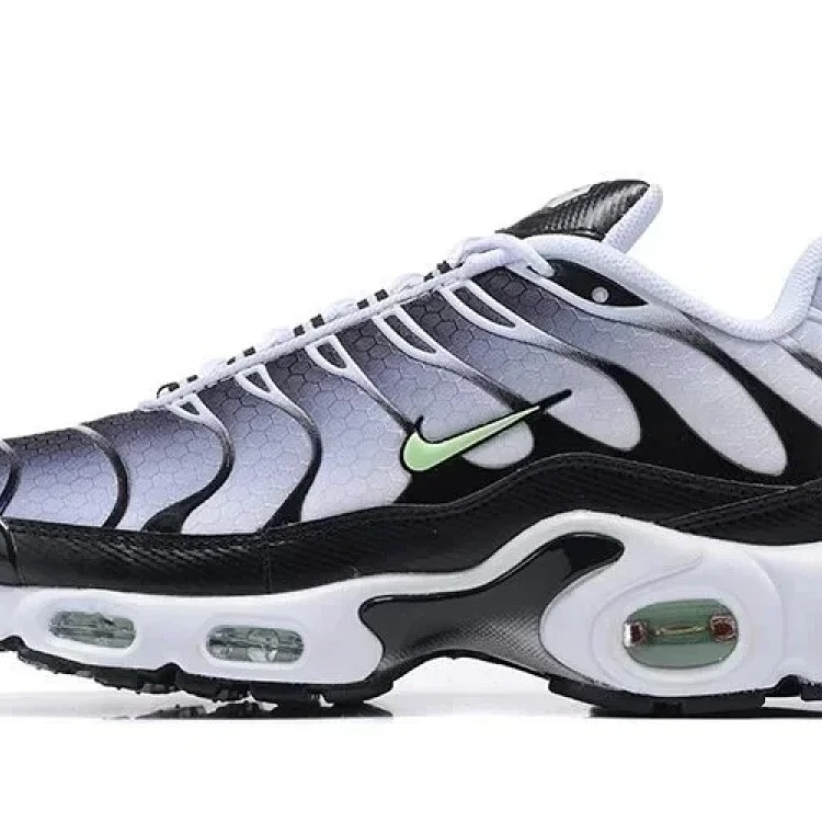 Max Plus TN (2)Sneakers