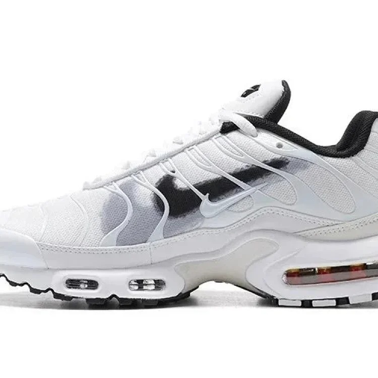 Max Plus TN (2)Sneakers
