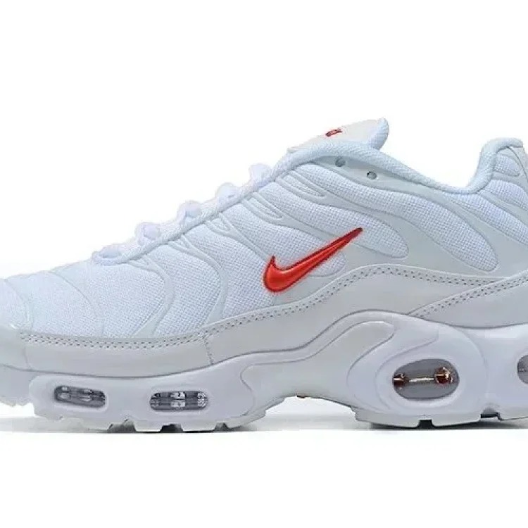Max Plus TN Sneakers