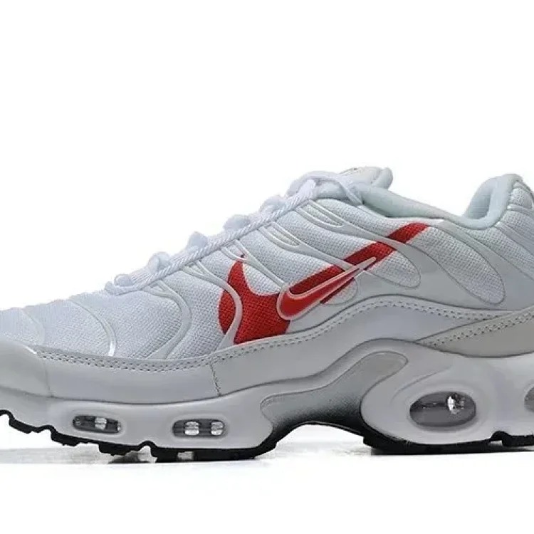 Max Plus TN Sneakers