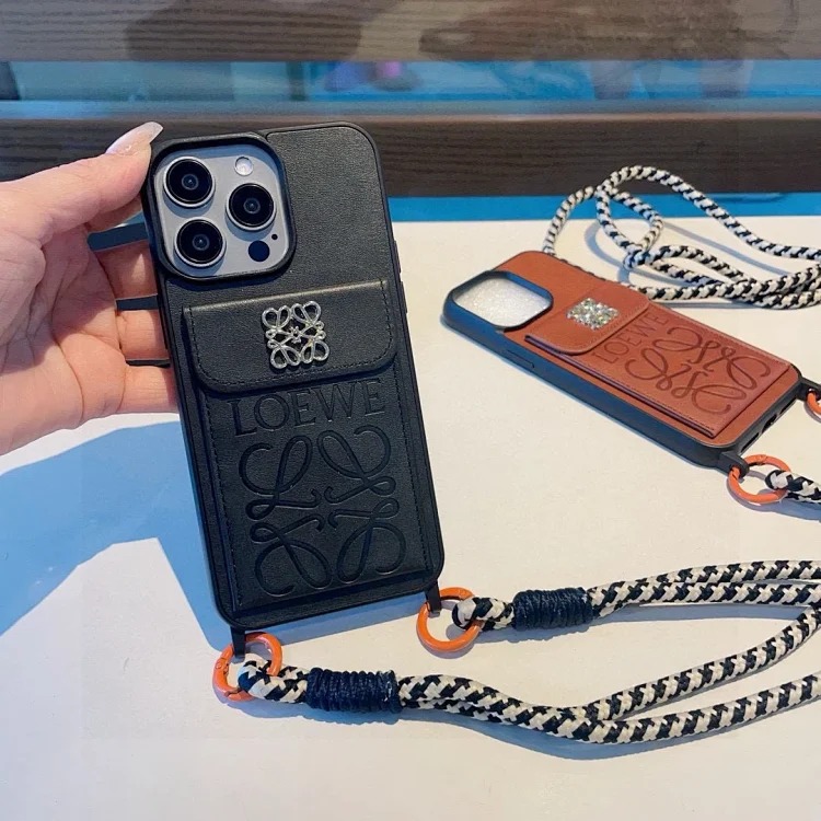 Louis Vuitton Presbyopia spliced original leather case, card holder, classic presbyopia mobile phone case, strong magnetic suction➕logo holder mobile phone case, Montaigne series card hold