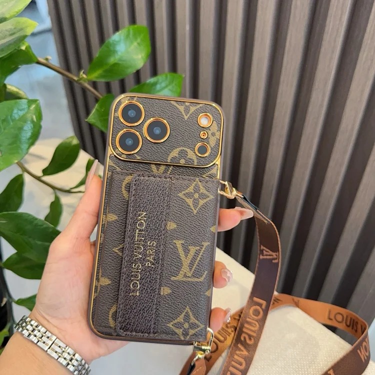 Louis Vuitton Presbyopia spliced original leather case, card holder, classic presbyopia mobile phone case, strong magnetic suction➕logo holder mobile phone case, Montaigne series card hold