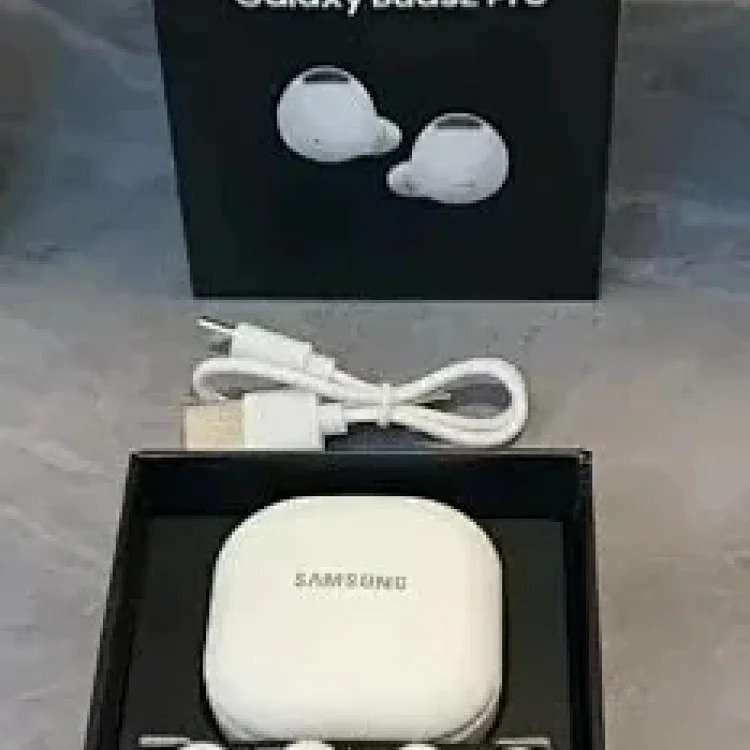 Buds3 pro headphones have image 4