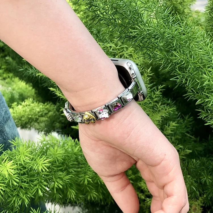 Suitable for iwatchs11/10/9/8/SE watch strap KT cat cartoon module bracelet splicing DIY wrist strap