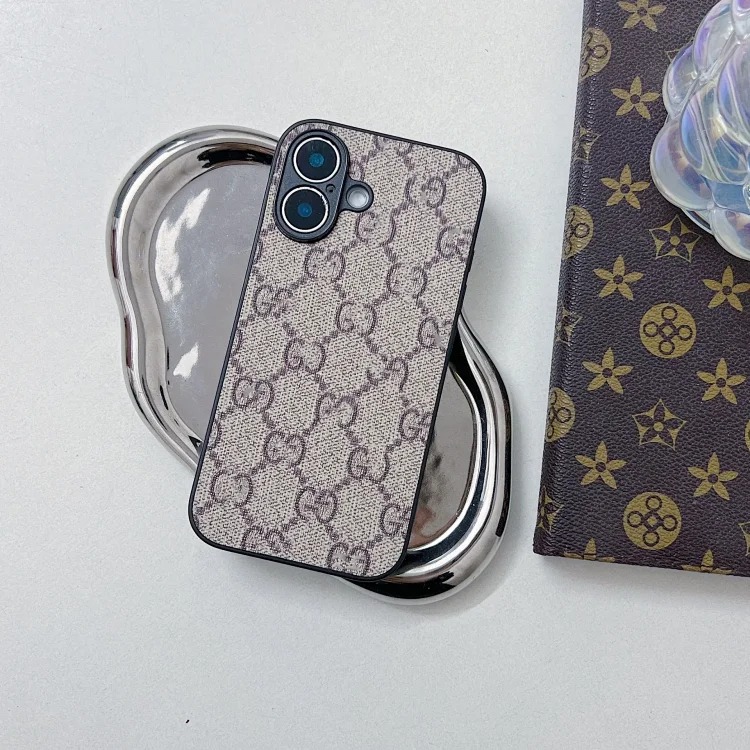 Louis Vuitton Trendy brand presbyopia fine hole Apple 16Promax presbyopia high-end sense i Phone15Pro light luxury all-inclusive mobile phone case