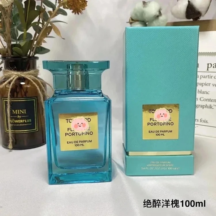 Fresh deodorant spray for women