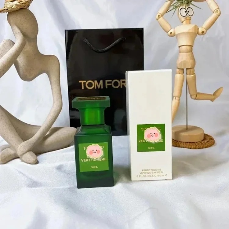 Fresh deodorant spray for women