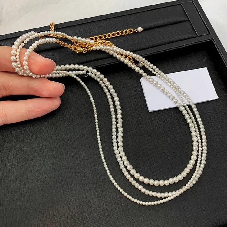 Austria imported strong light extremely fine millet pearl necklace women's simple clavicle chain light luxury niche high-end necklace