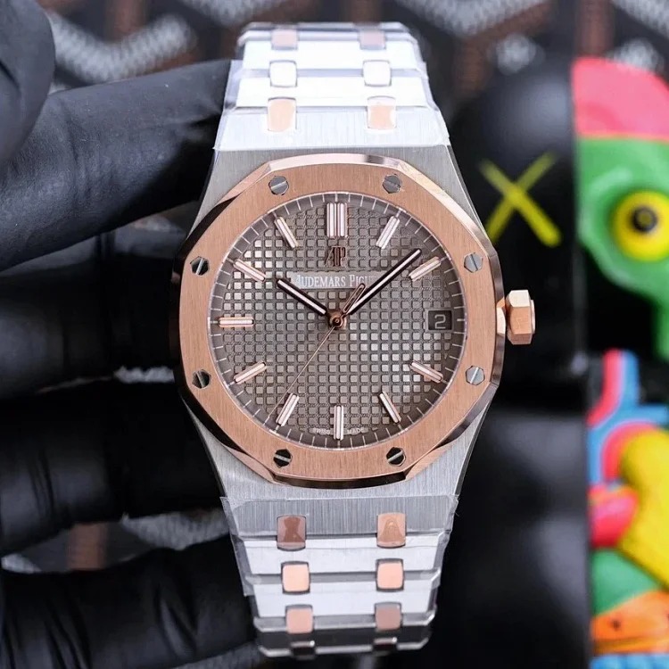 Audemars Piguet AP Oak Mechanical Watch 40
