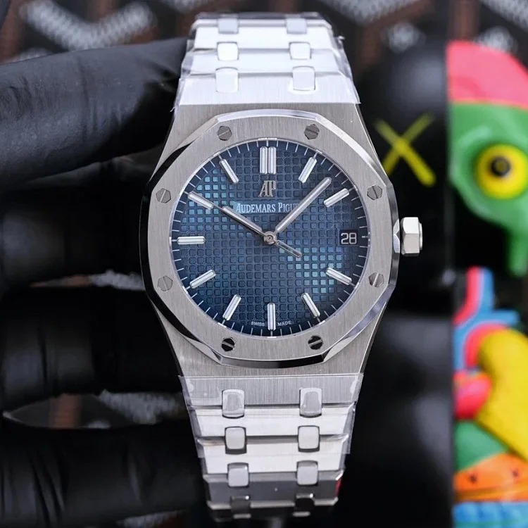 Audemars Piguet AP Oak Mechanical Watch 40