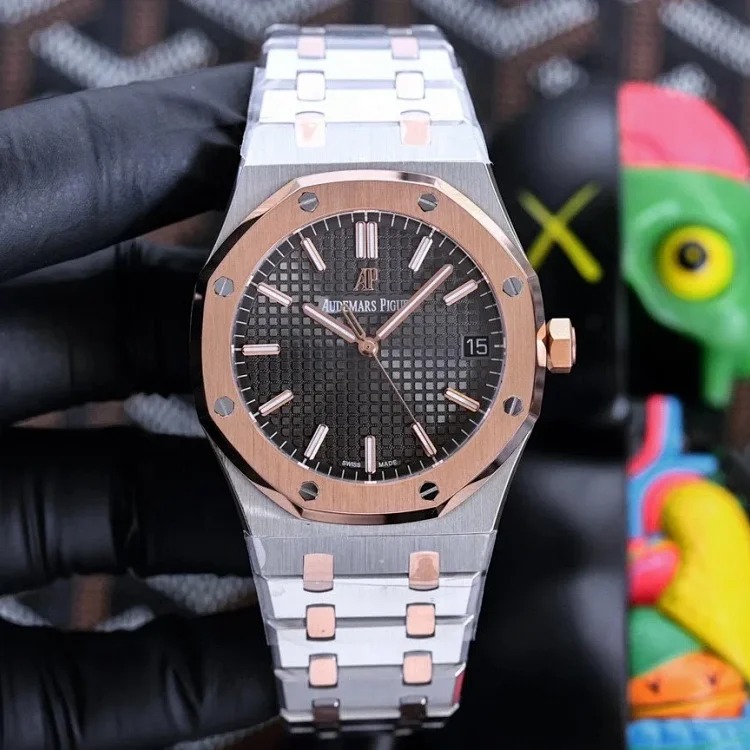Audemars Piguet AP Oak Mechanical Watch 40