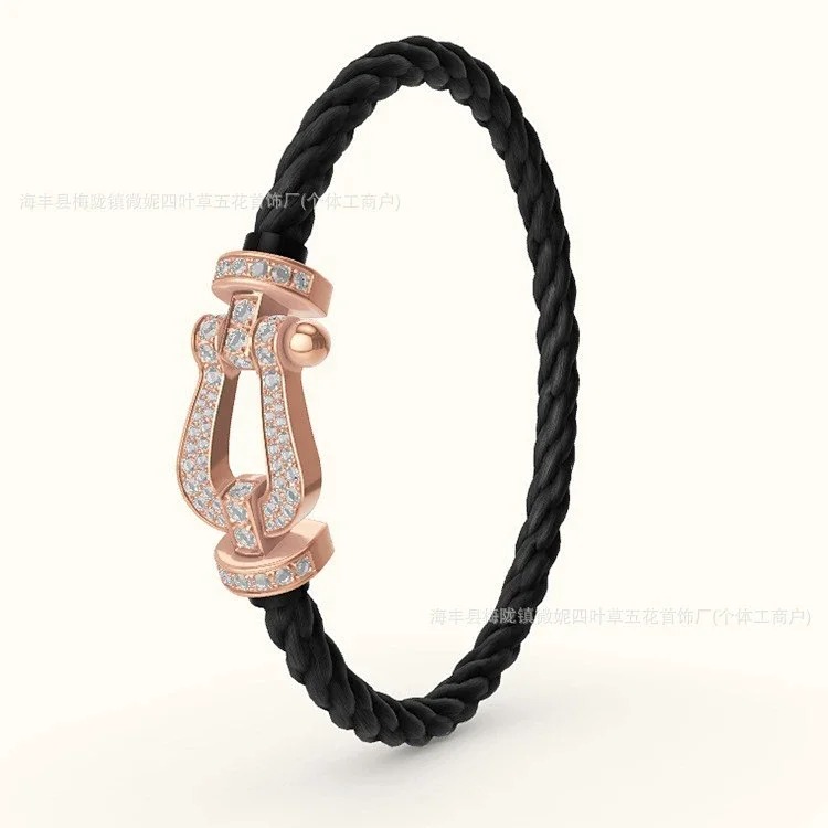 Frederic Horseshoe Buckle Diamond Bracelet Plated 18K Light Luxury Couple Style Bracelet Large Men and Women's Zodiac Year Red Rope