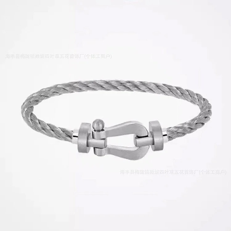 Frederic Horseshoe Buckle Diamond Bracelet Plated 18K Light Luxury Couple Style Bracelet Large Men and Women's Zodiac Year Red Rope