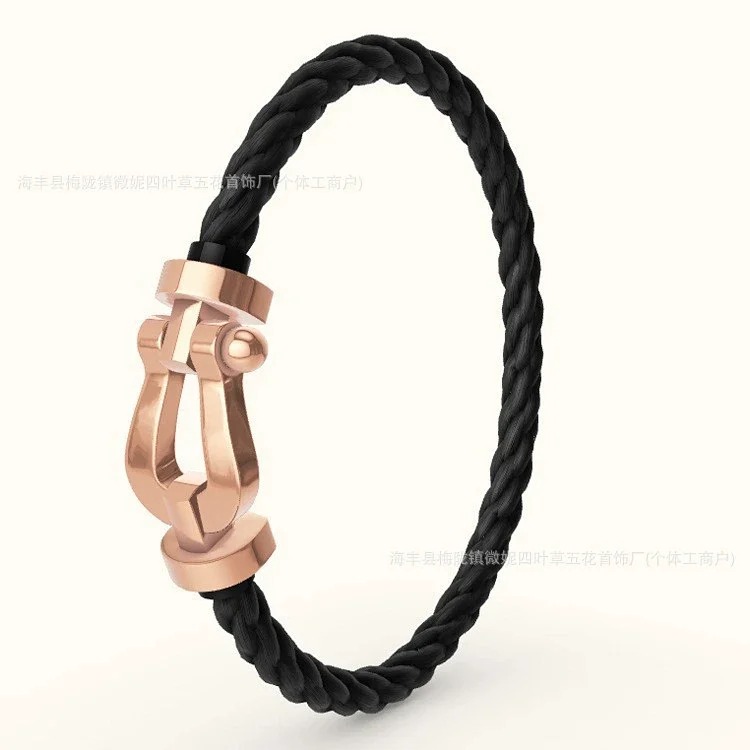 Frederic Horseshoe Buckle Diamond Bracelet Plated 18K Light Luxury Couple Style Bracelet Large Men and Women's Zodiac Year Red Rope