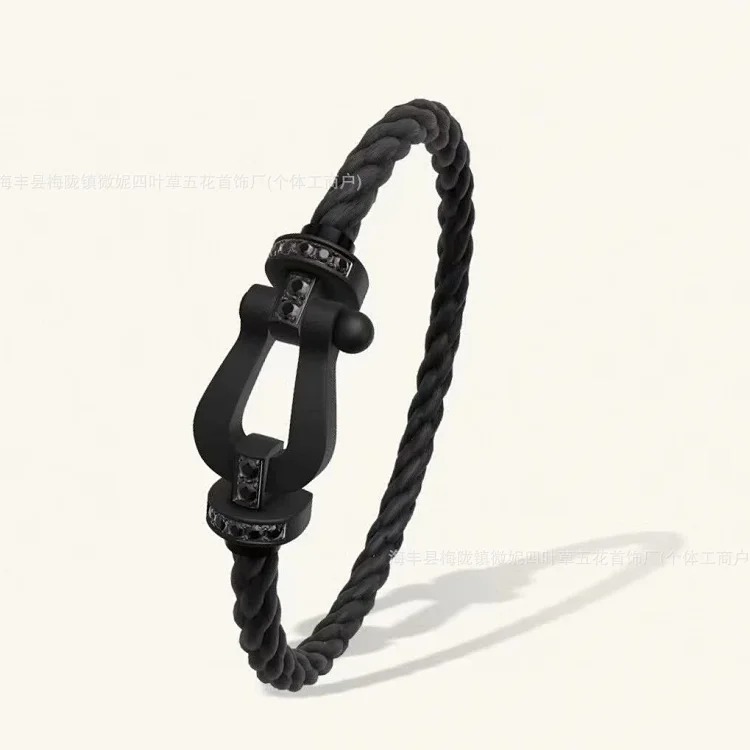 Frederic Horseshoe Buckle Diamond Bracelet Plated 18K Light Luxury Couple Style Bracelet Large Men and Women's Zodiac Year Red Rope