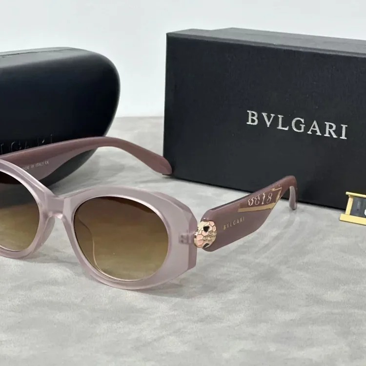 Fashionable and Casual Summer Sunglasses [Get In Stock]