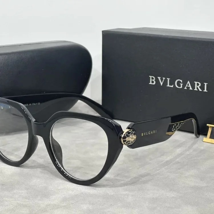 Fashionable and Casual Summer Sunglasses [Get In Stock]