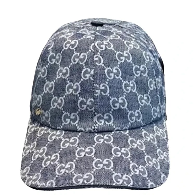 Fashionable baseball cap
